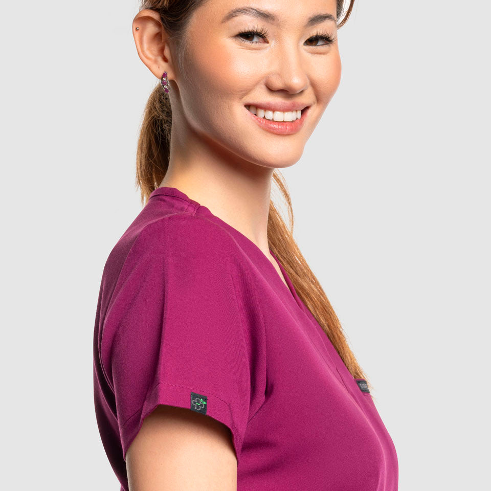 Women’s nursing scrubs