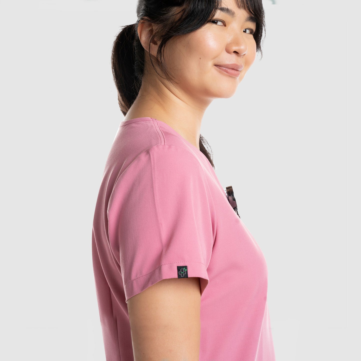 Amara One Pocket Scrub Top Chalk Pink